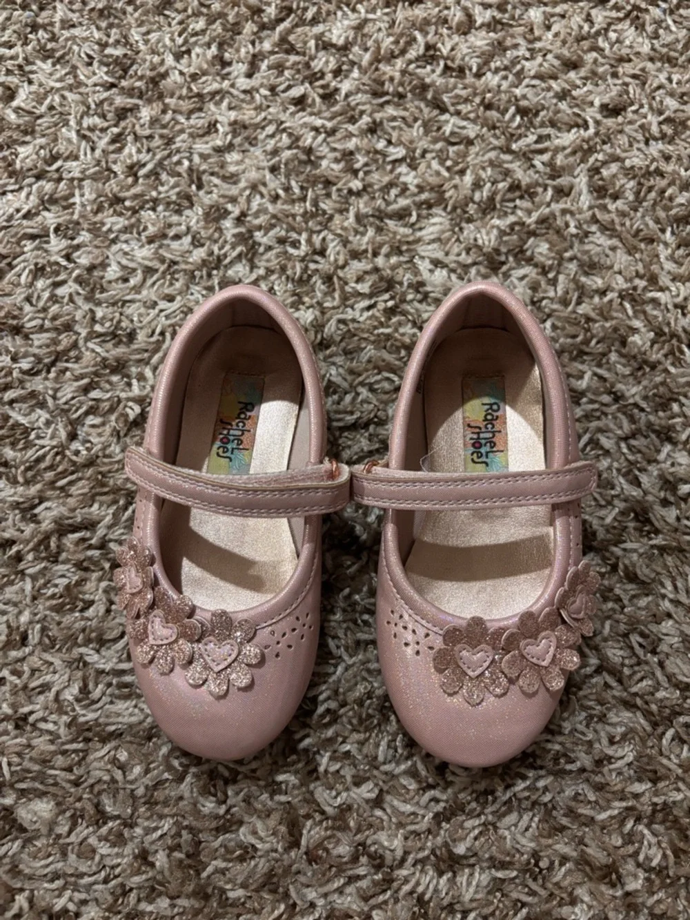 Kids Pink Mary Jane Dress Shoes with Floral Heart Detail